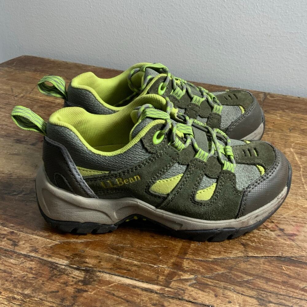 L.L. Bean Tie Tennis shoes youth size 13‎